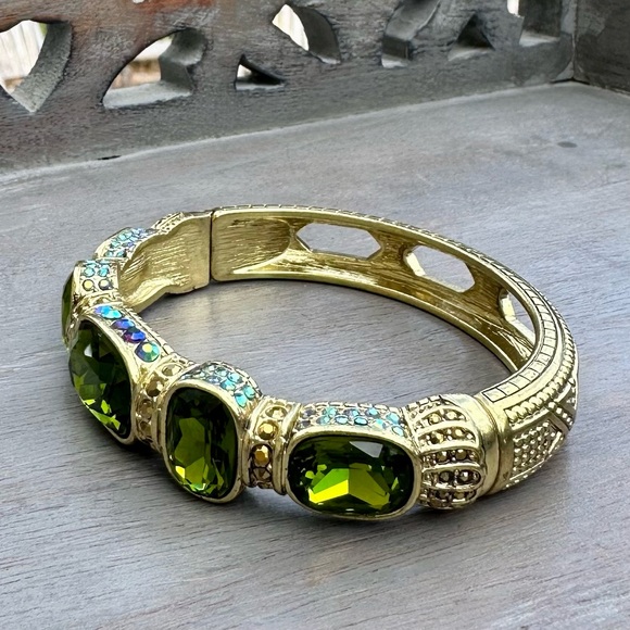 Heidi Daus ‘Grand Slam’ Crystal Bangle Bracelet - Picture 2 of 12